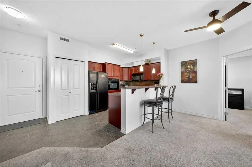 26 Val Gardena View SW, #253