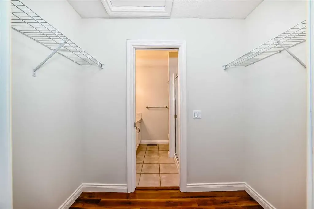 191 Cedarwood Lane SW