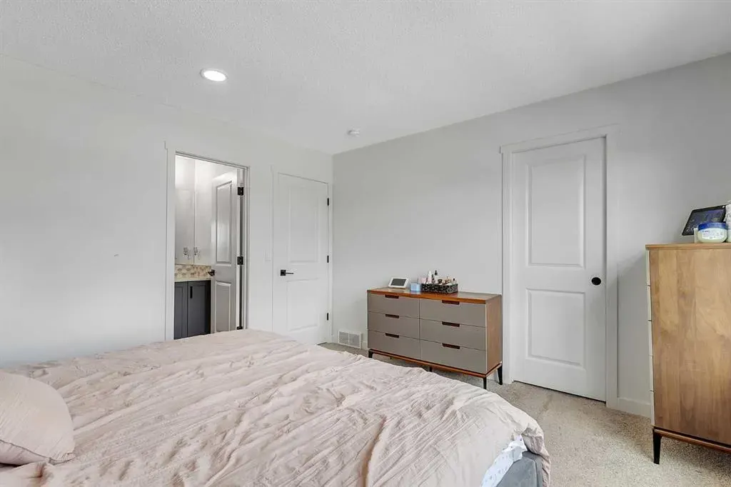 117 Highview Gate SE