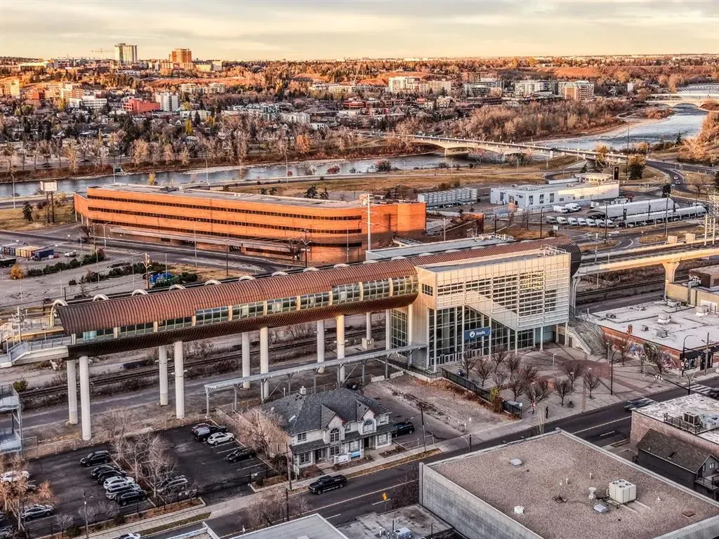 1719 11 Avenue SW, #203