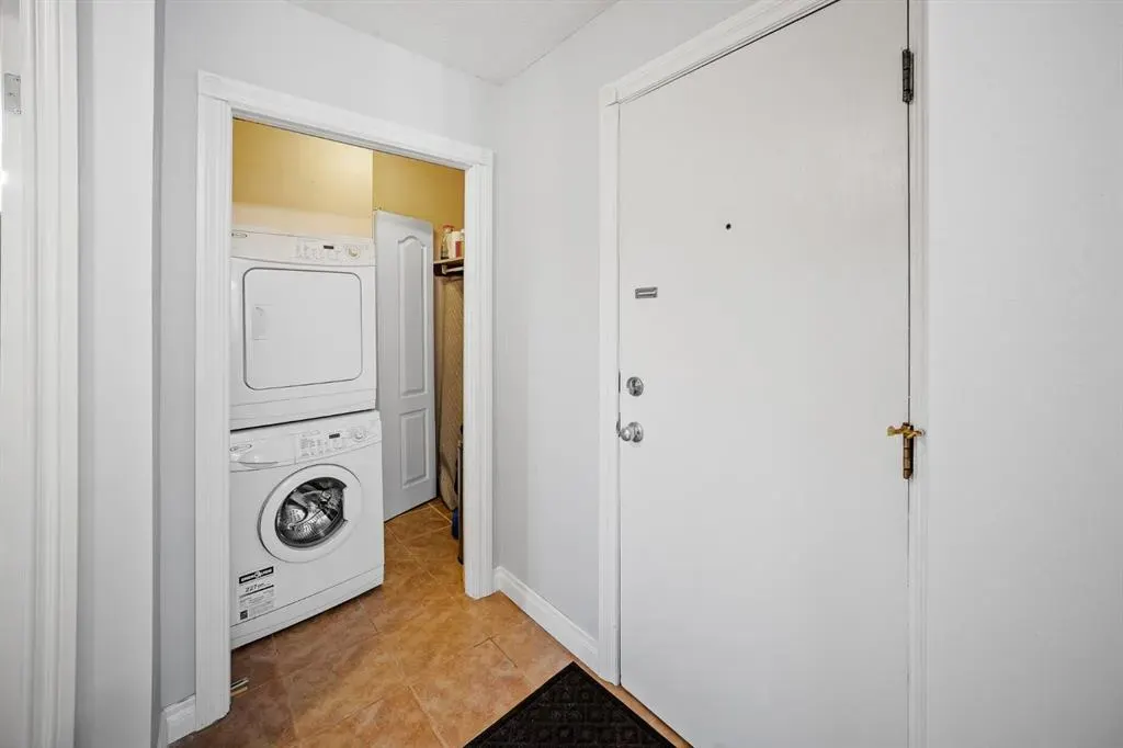 1719 11 Avenue SW, #203