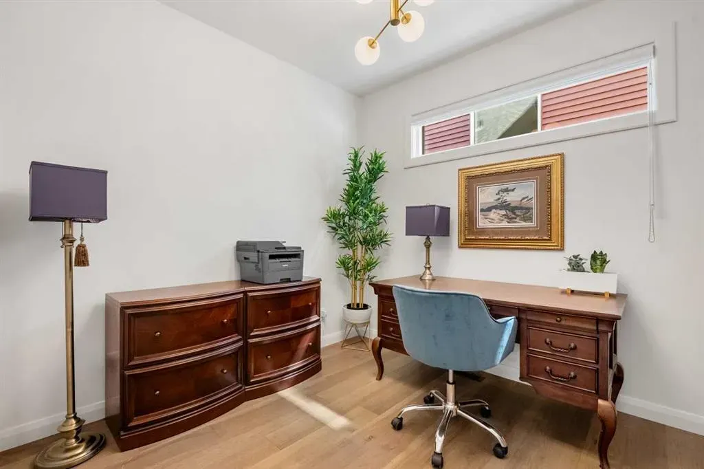 218 Mitchell Heath NW