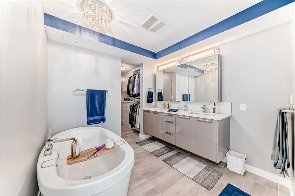 1234 5 Avenue NW, #1106