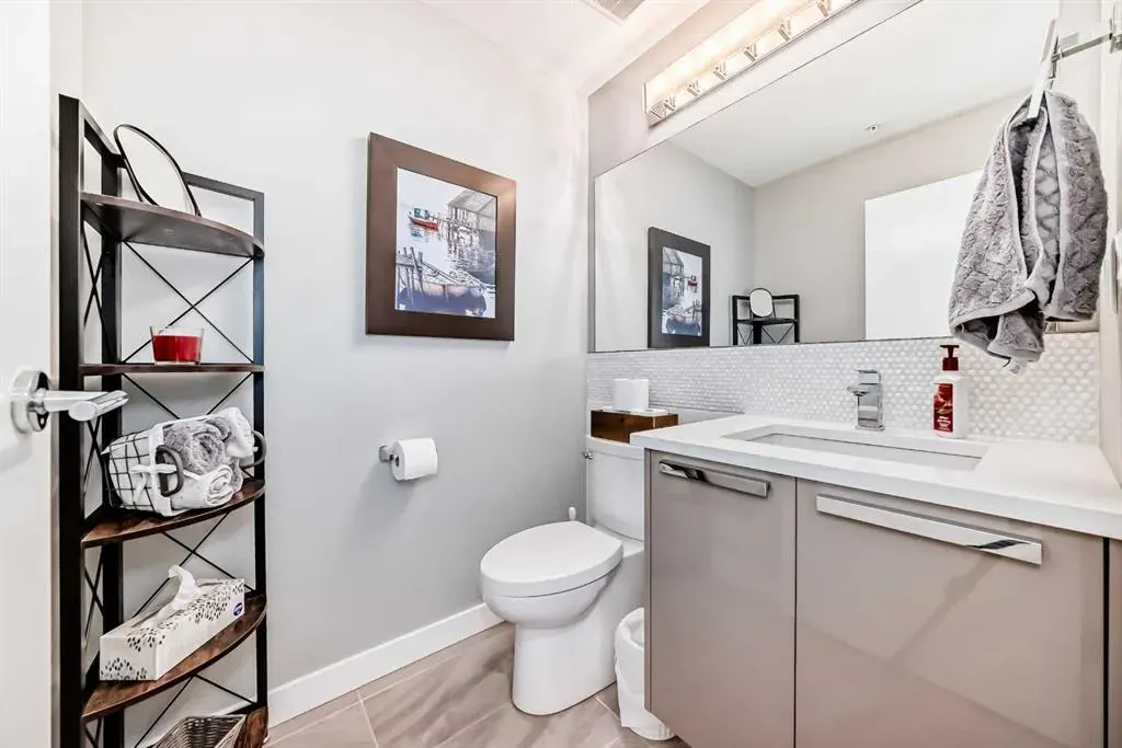 1234 5 Avenue NW, #1106