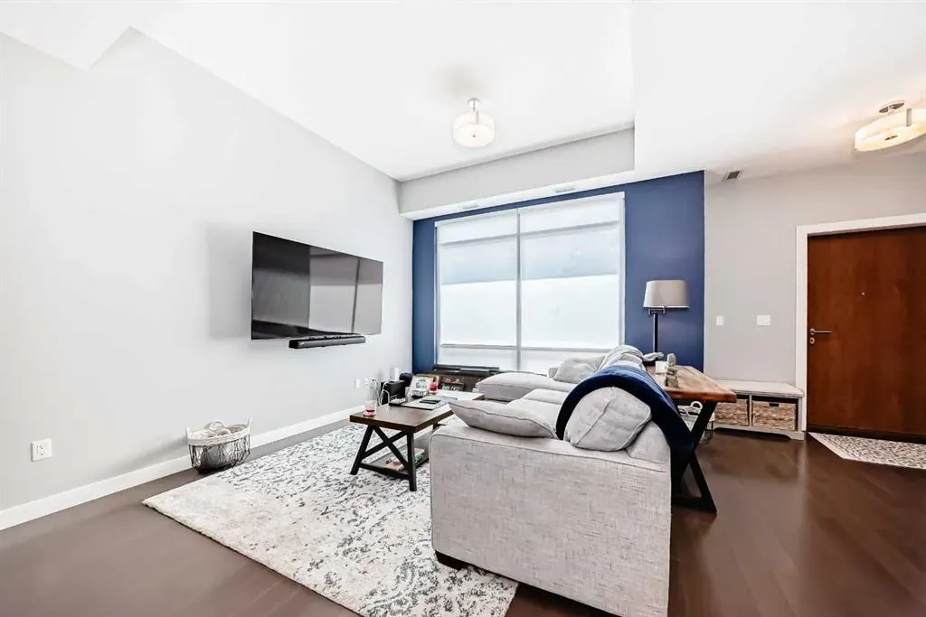 1234 5 Avenue NW, #1106