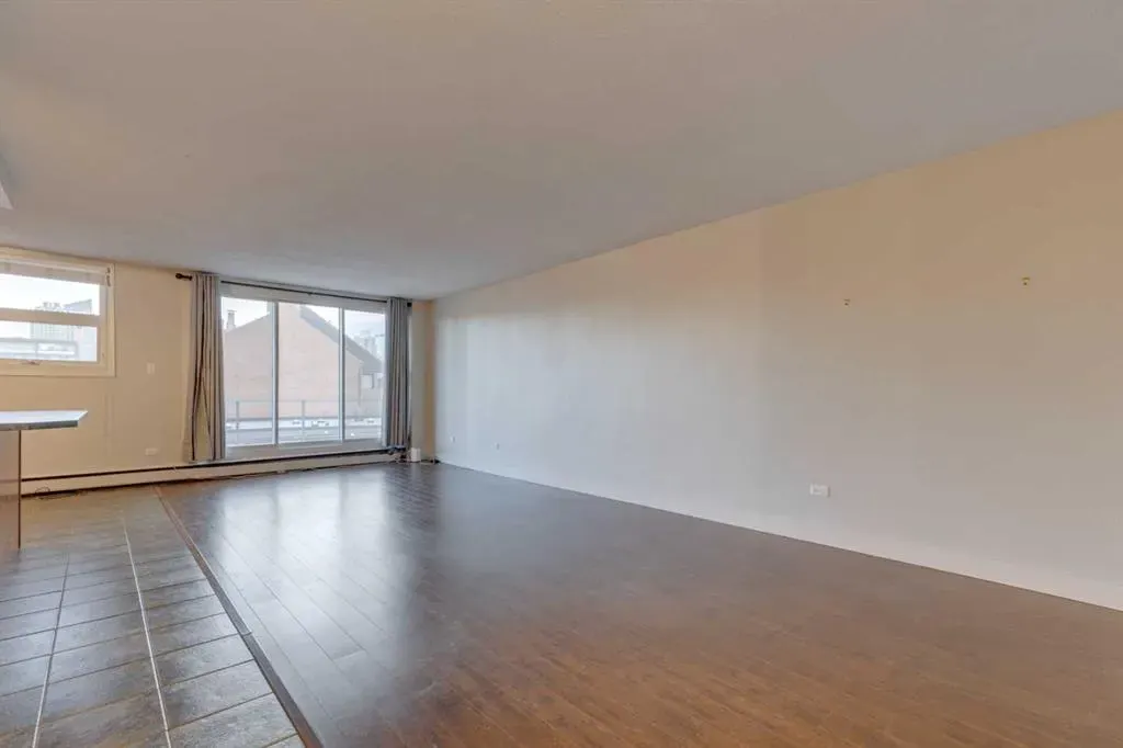 1027 Cameron Avenue SW, #402