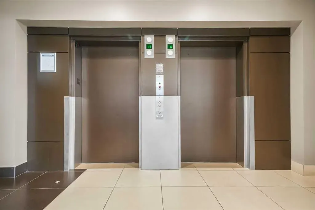 220 12 Avenue SE, #1102