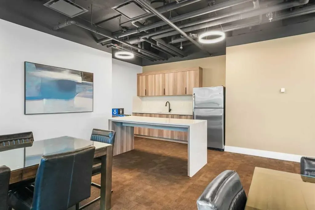 220 12 Avenue SE, #1102