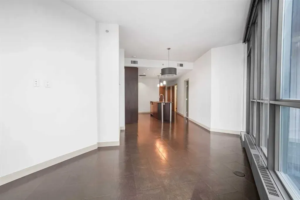 220 12 Avenue SE, #1102