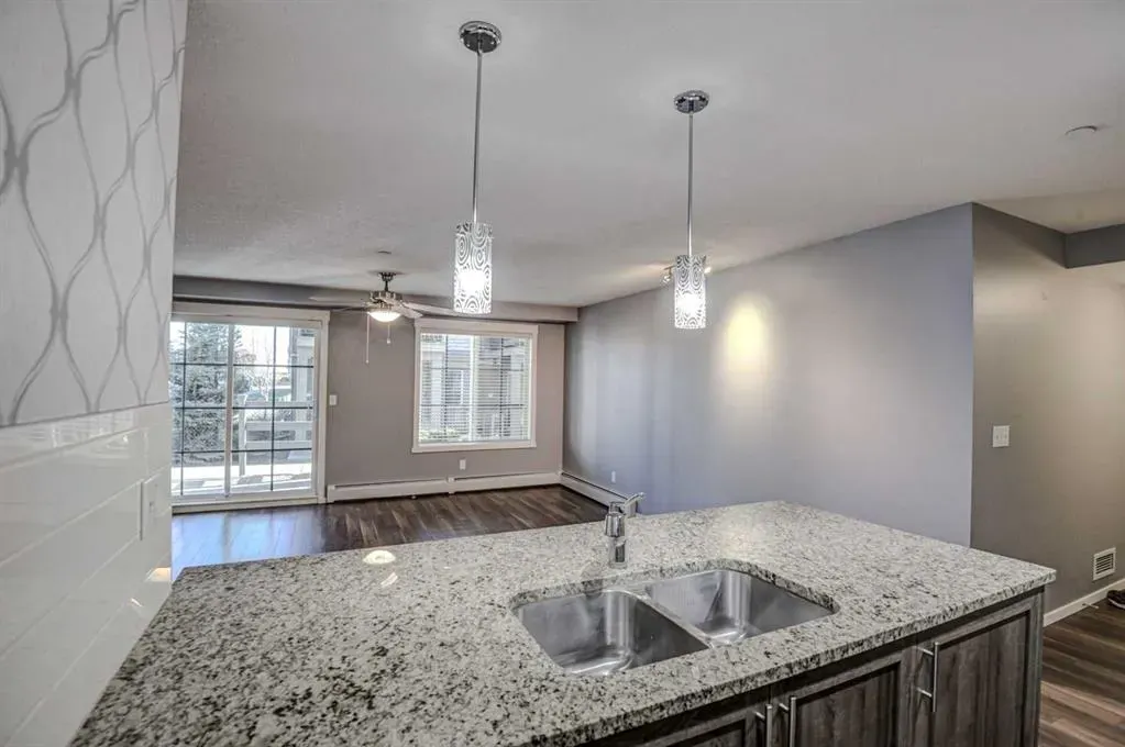 99 Copperstone Park SE, #2101