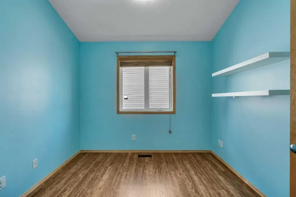 106 Thornbird Way SE