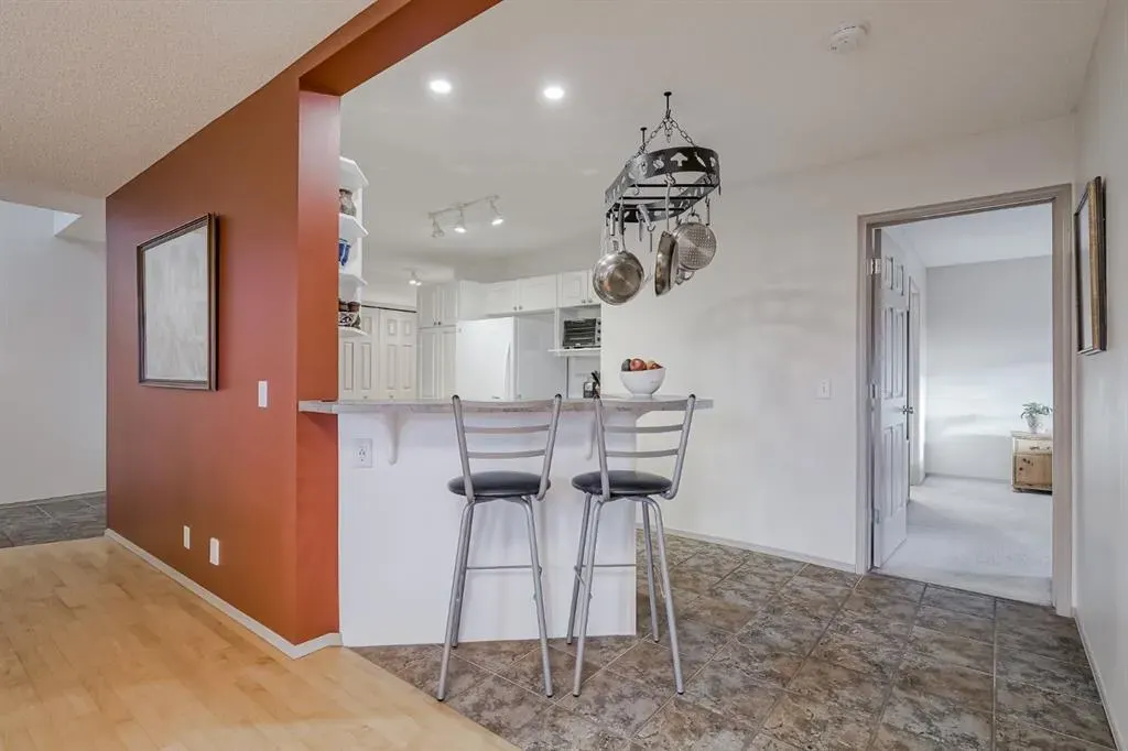 39 Hidden Creek Place NW, #104