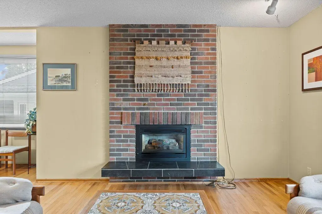 3350 Oakwood Drive SW