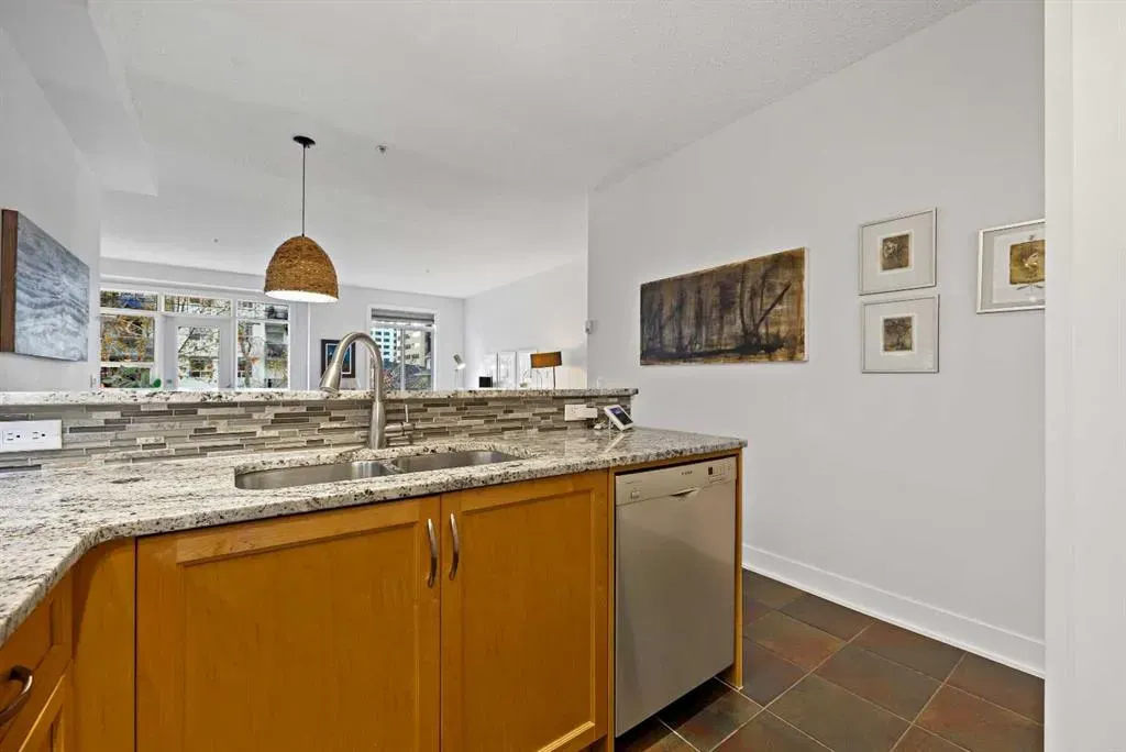 923 15 Avenue SW, #304