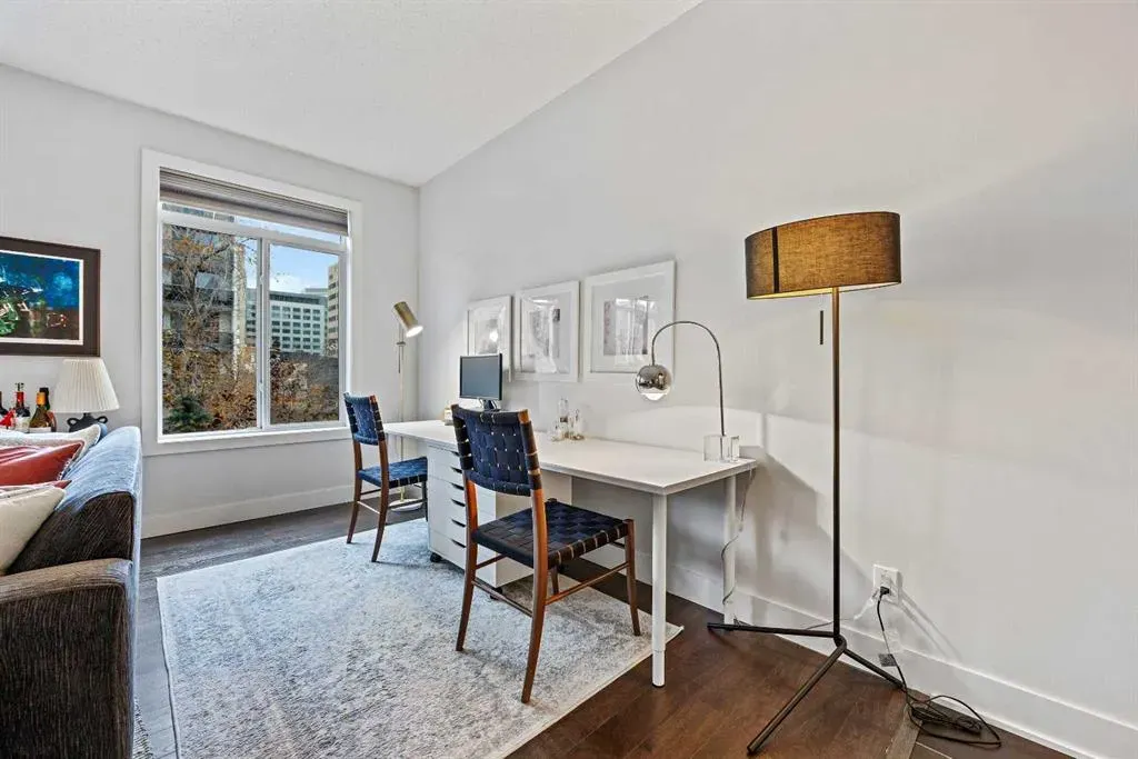 923 15 Avenue SW, #304