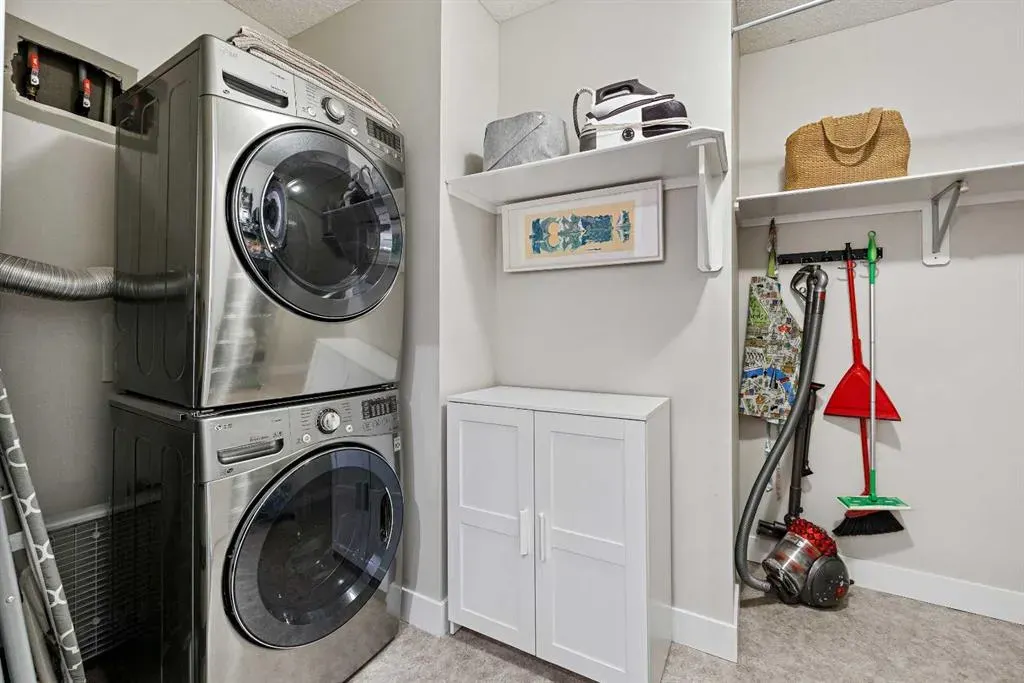 923 15 Avenue SW, #304