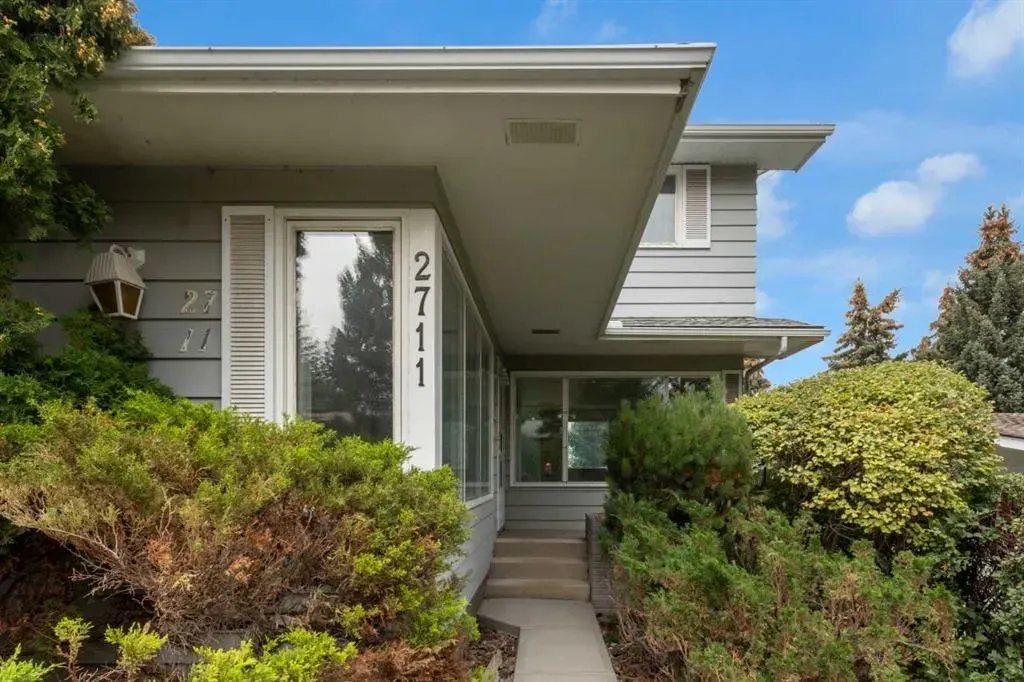 2711 Crawford Road NW