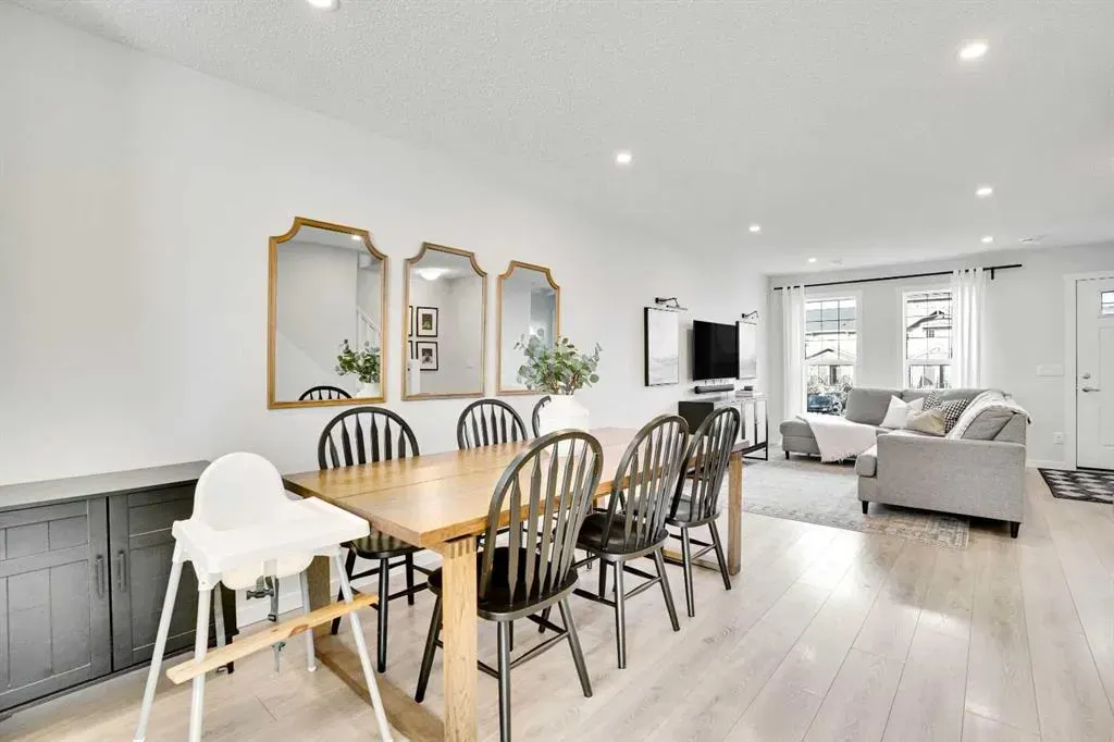 128 Cranbrook Square SE