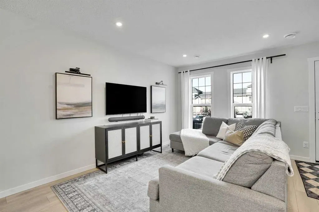 128 Cranbrook Square SE