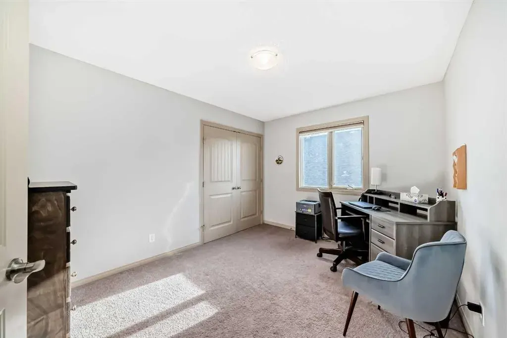 1516 Montrose Terrace SE