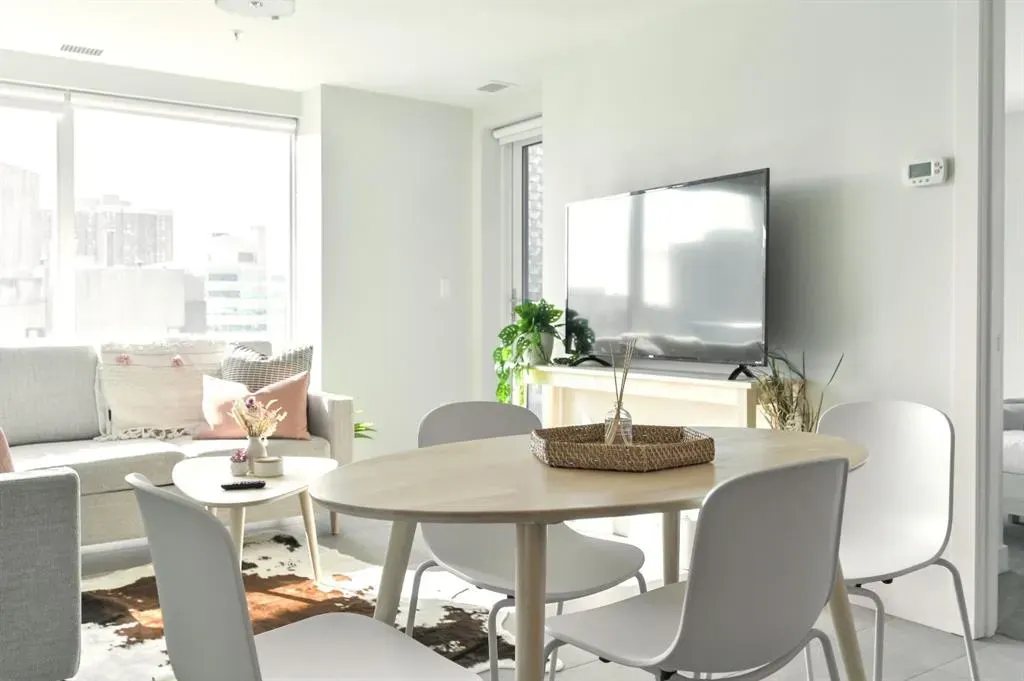 303 13 Avenue SW, #801