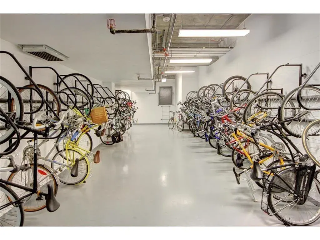 303 13 Avenue SW, #801