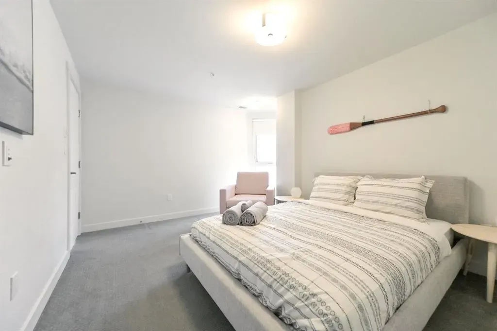 303 13 Avenue SW, #801