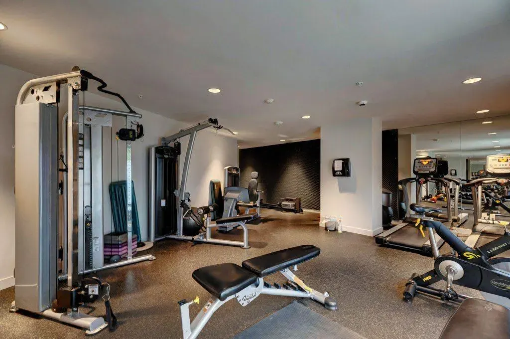 303 13 Avenue SW, #801