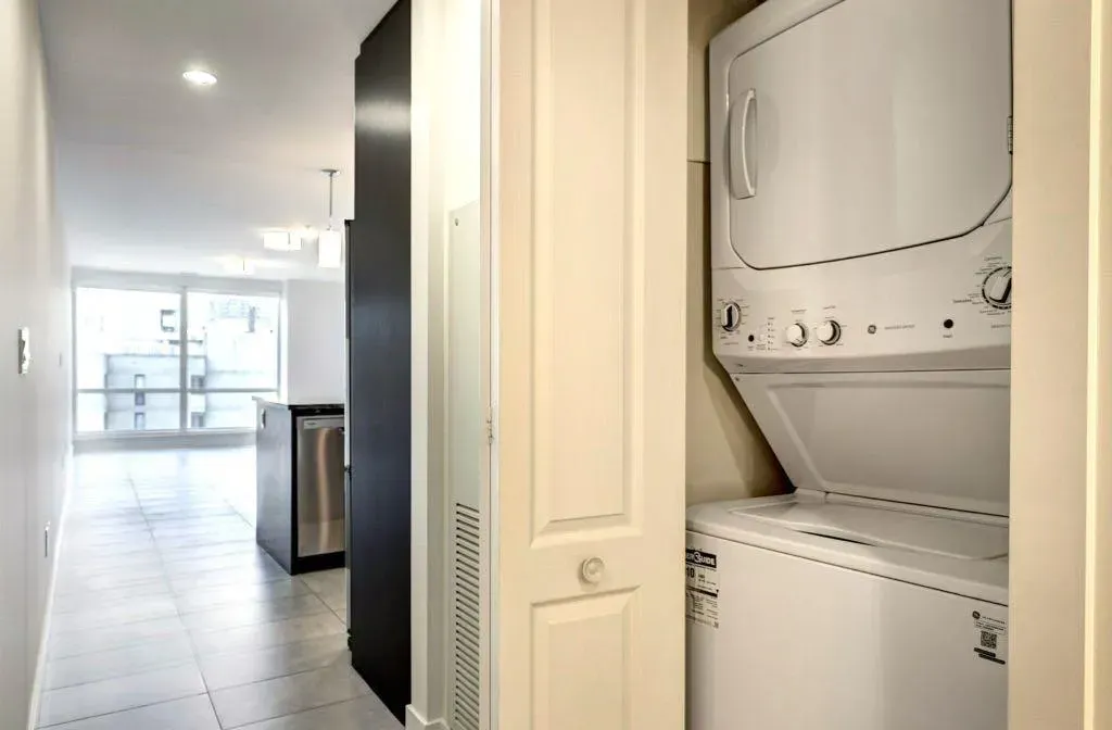 303 13 Avenue SW, #801