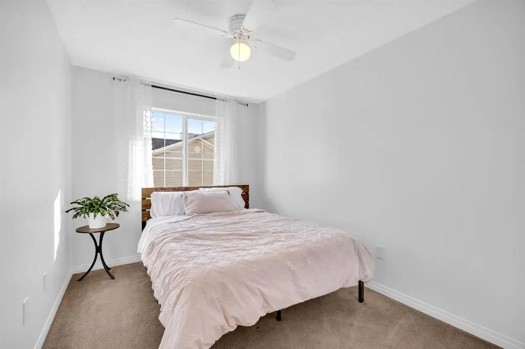 128 Country Village Manor NE