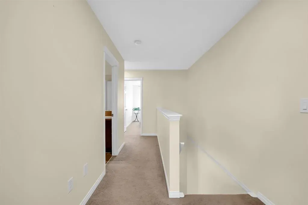 128 Country Village Manor NE