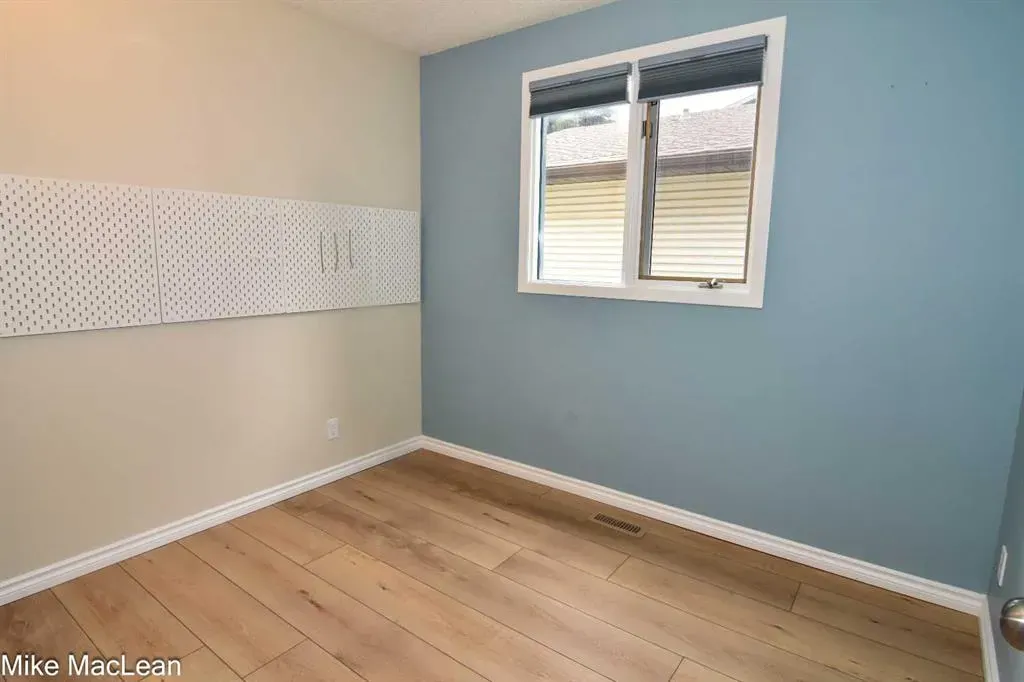 723 Whitehill Way NE