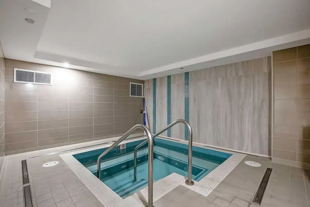 108 Waterfront Court SW, #103