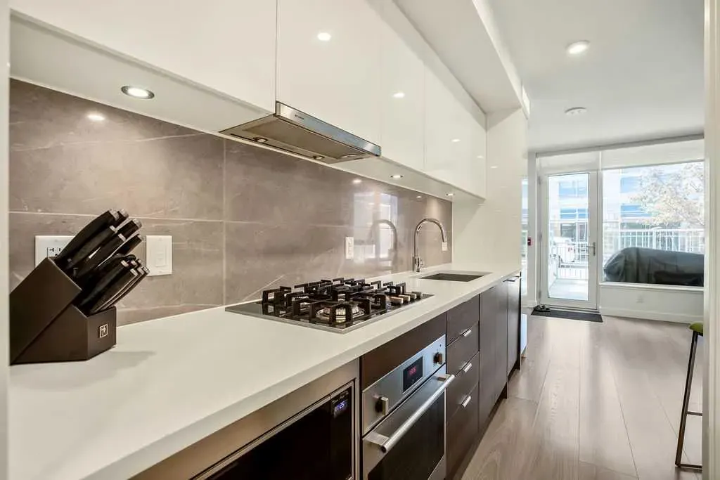 108 Waterfront Court SW, #103