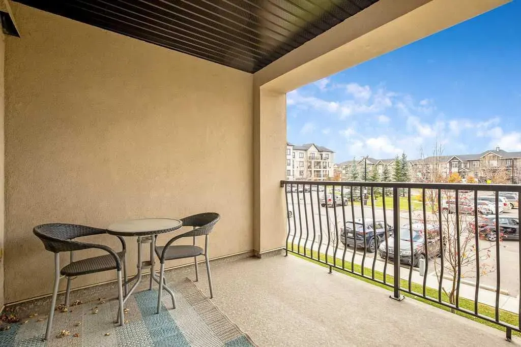 310 Mckenzie Towne Gate SE, #2202