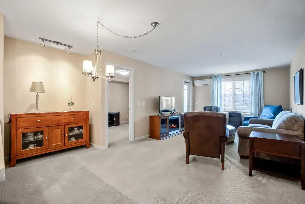 310 Mckenzie Towne Gate SE, #2202