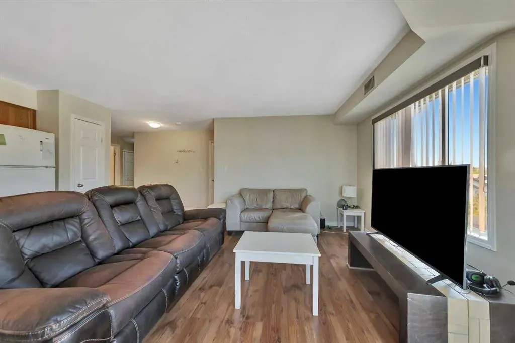 1804 48 Avenue, #303