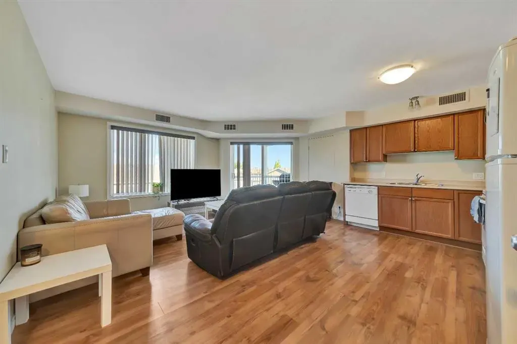 1804 48 Avenue, #303