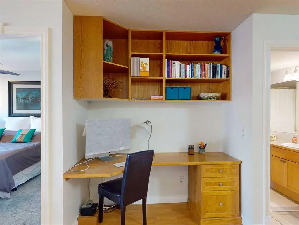 417 3 Avenue NE, #302