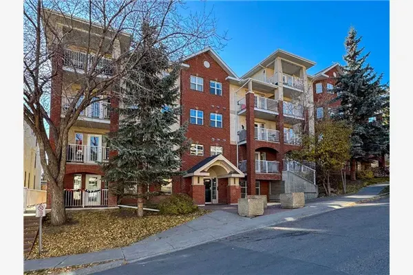 417 3 Avenue NE, #302