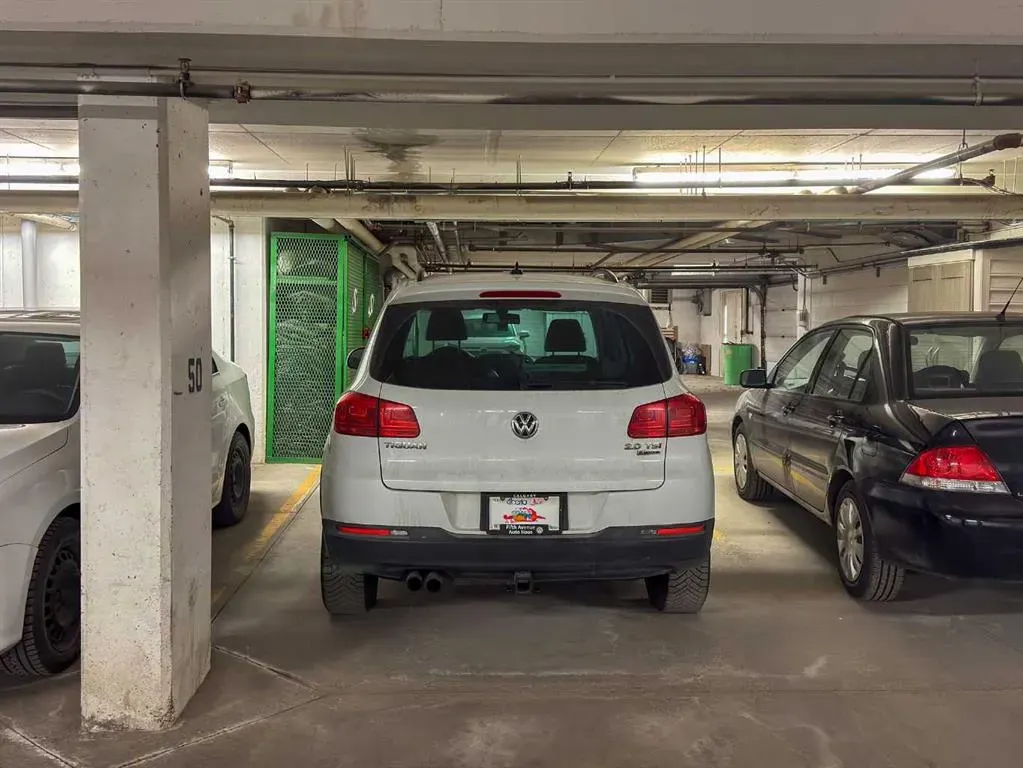 417 3 Avenue NE, #302