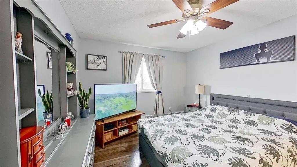 11 Dover Point SE, #406