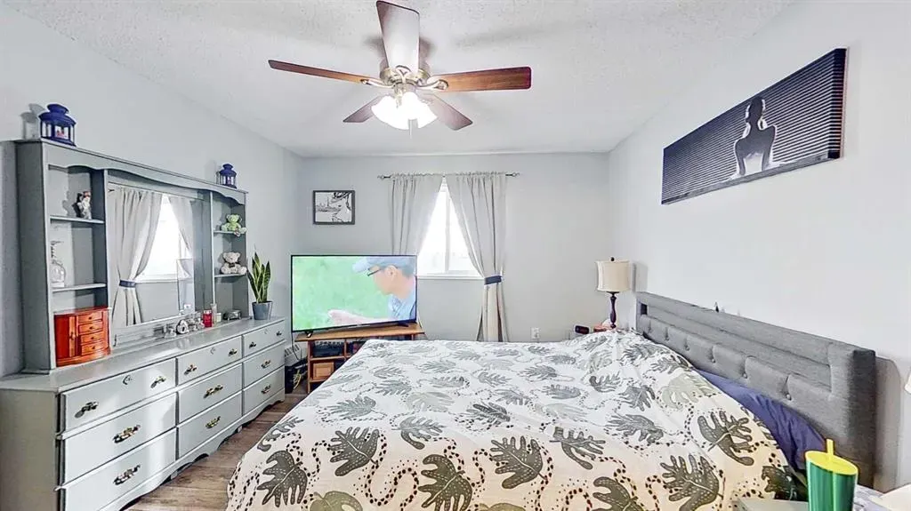 11 Dover Point SE, #406