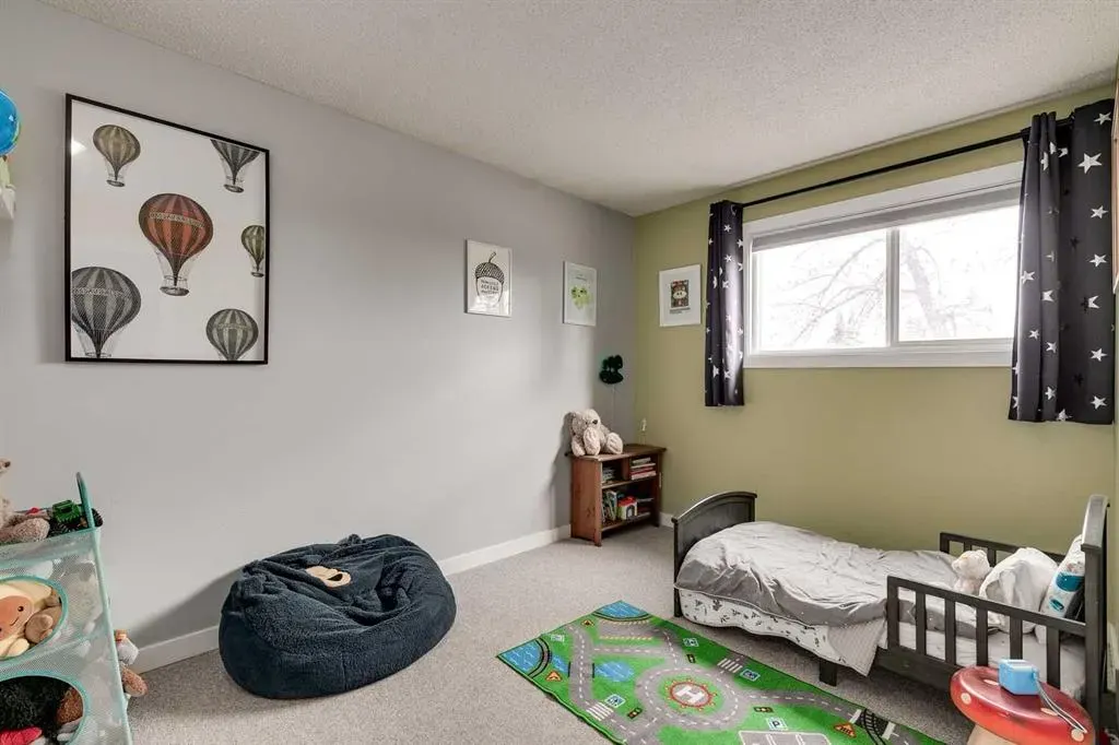 732 Sacramento Place SW