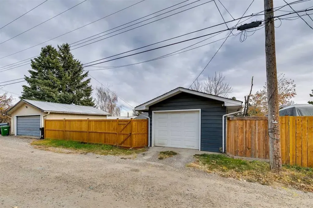 732 Sacramento Place SW