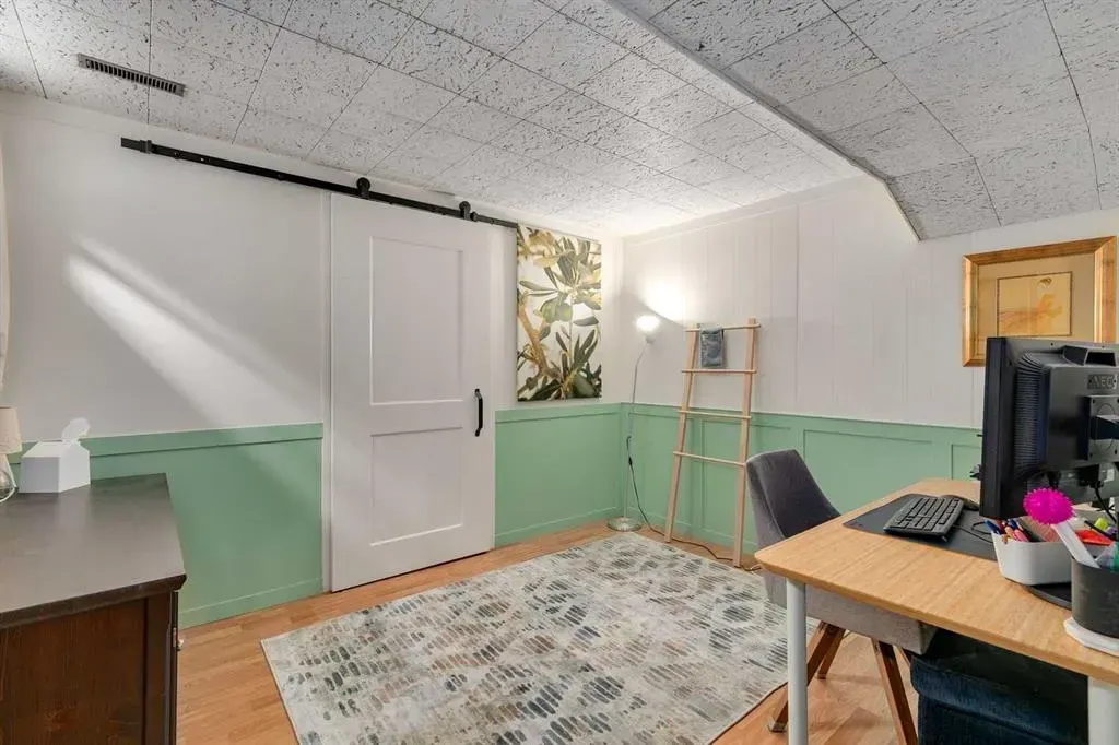 732 Sacramento Place SW