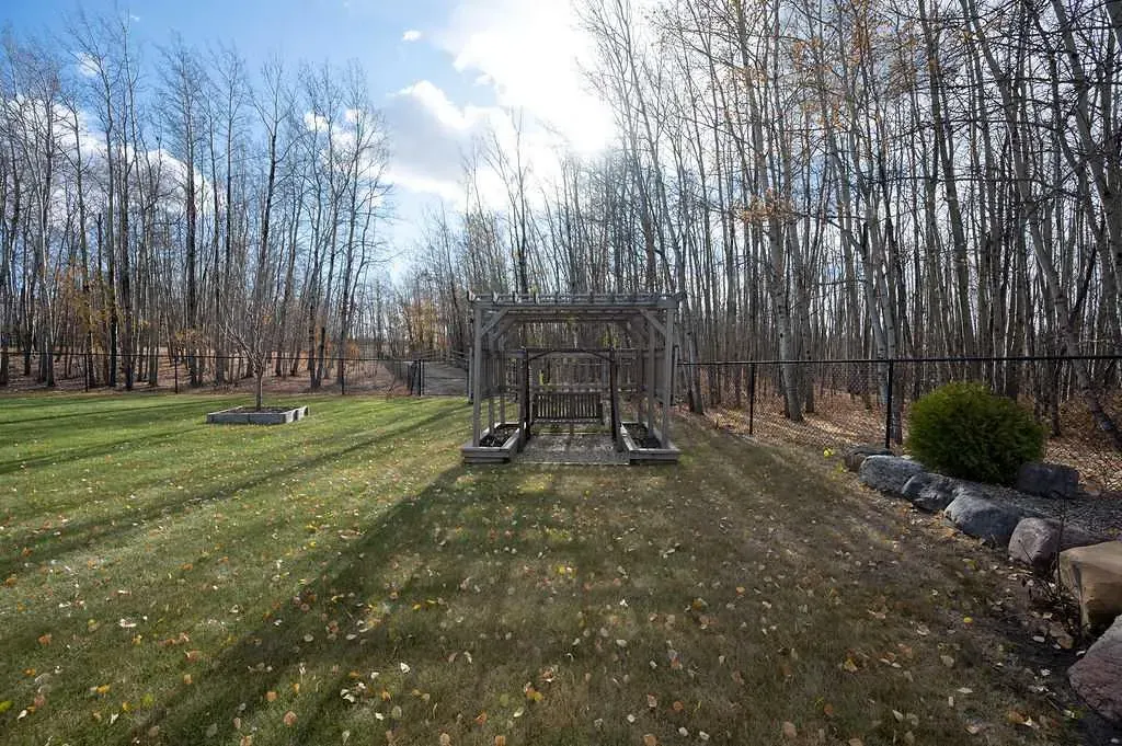 22252 Township Road 505