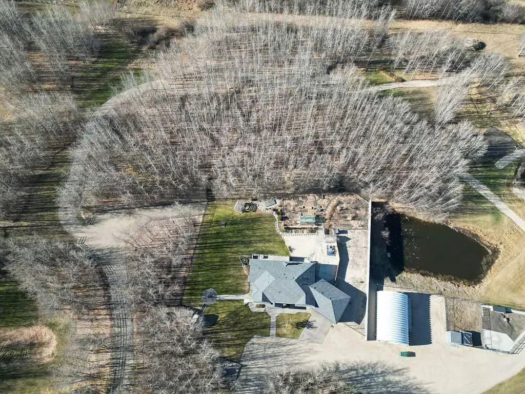 22252 Township Road 505