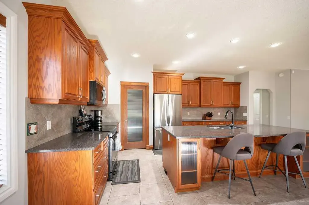 22252 Township Road 505