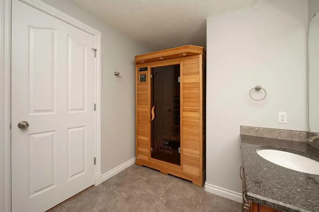 22252 Township Road 505